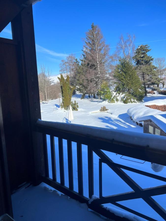 Hostellerie Saint Clement Vic sur Cere Bagian luar foto